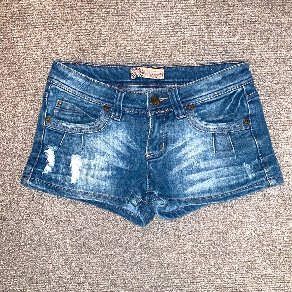 Wallflower Shorts
